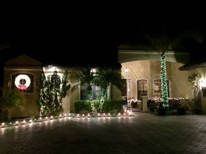 How to Stage Your Home During the Holidays 
