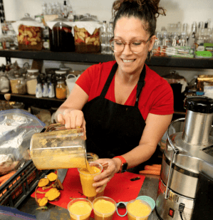 Restaurants, Patrons Unite to Feed Homeless