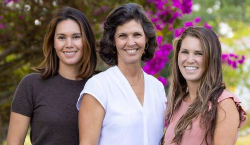 MEET: Harbor Financial, A Model Business for Mother and Daughters